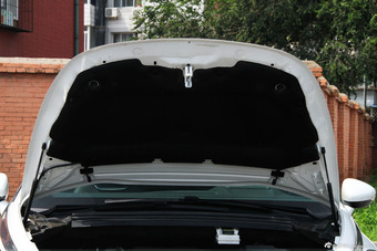 2014款DS 5 1.6T自动雅致版THP160