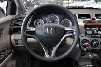 2014款锋范风尚1.5L自动精英版