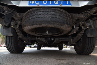 2014款风骏6 2.0T手动两驱领航型4D20B