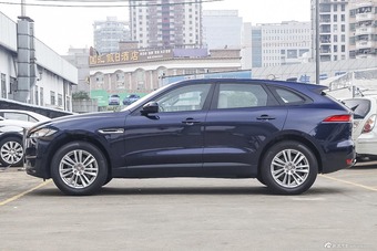 2016款捷豹F-PACE 2.0T自动R-SPORT运动版