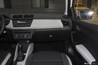 2015款晶锐1.6L自动创行版