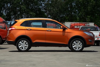 2016款北汽威旺S50 1.5T欢动精英型