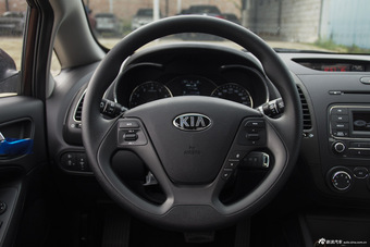 2015款起亚K3 1.6L自动GL