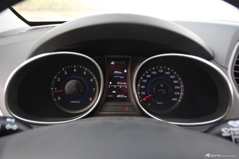 2013款全新胜达2.0T自动四驱TOP 7座