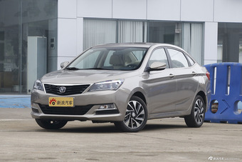 2015款悦翔V7 1.6L 自动乐趣型图片