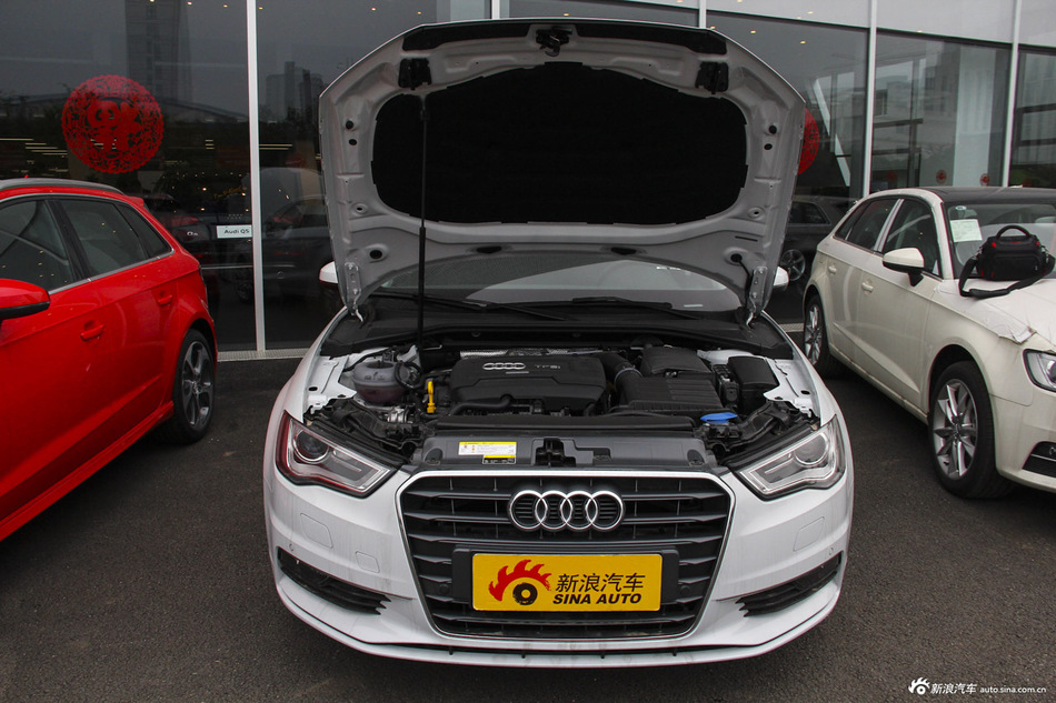 2015款奥迪A3 Limousine 1.8T自动40TFSI舒适型
