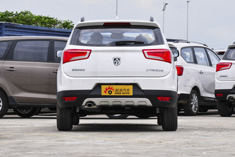 2016款宝骏560 1.8L手动精英型