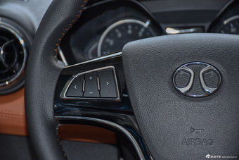 2016款北汽绅宝X35 1.5L手动豪华版