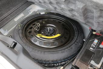 2014款克莱斯勒300C 3.0自动卓越版