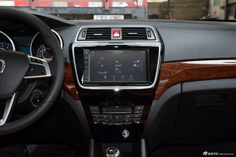 2016款北汽威旺S50 1.5T欢动精英型