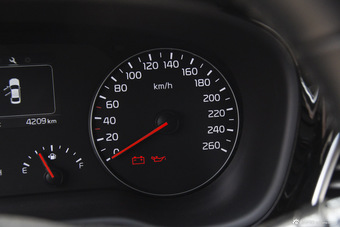 2015款起亚K4 1.6T自动Special