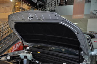 2012款奥轩G5 2.0L手动精英版两驱