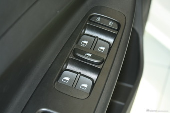 2014款中华H220 1.5L手动舒适型