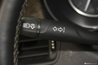 2016款昂科威2.0T自动四驱全能运动旗舰型28