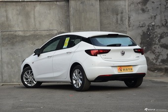 2016款威朗轿跑1.5L自动领先型15S