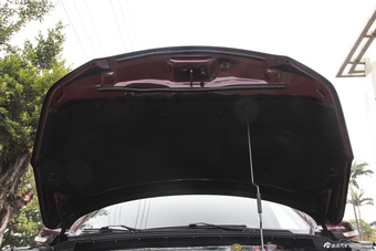 2015款海马S5 1.5T自动豪华型