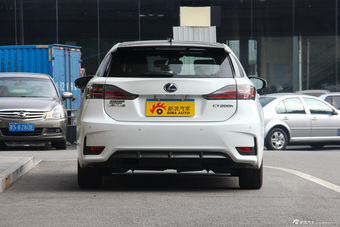 2014款雷克萨斯CT 1.8L自动200h F-Sport双色