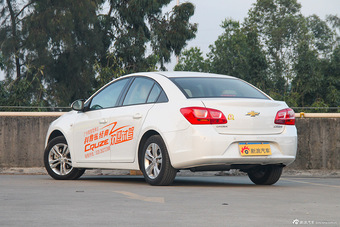 2015款科鲁兹1.5L自动经典SE AT