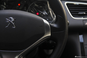 2015款东风标致3008 2.0L自动经典型