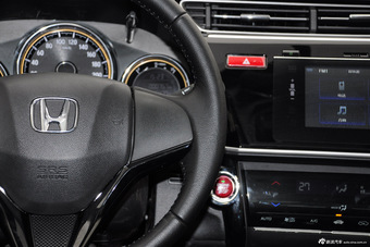 2016款哥瑞1.5L 自动CVT风尚版