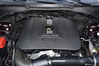 2016款捷豹XFL 2.0T自动240PS奢华版