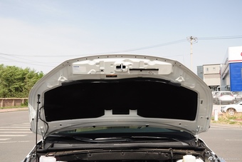 2015款汉兰达2.0T自动四驱至尊版7座