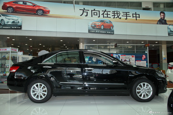 2013款凯美瑞200G 2.0L自动经典豪华版