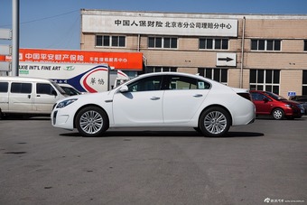 2015款君威2.0T自动GS燃情运动版