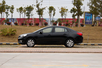 2015款东风风神L60 1.6L 手动新享型