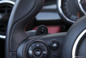 2015款MINI COOPER S 2.0T手动