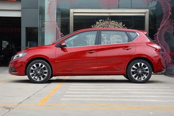 2016款新TIIDA 1.6L自动智尊版