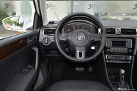 2015款桑塔纳1.6L自动豪华版