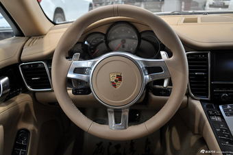 2010款保时捷 Panamera 4S 4.8L
