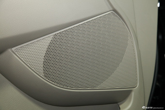 2013款凯美瑞200G 2.0L自动经典豪华版