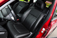 2015款东风风度MX6 2.0L CVT两驱梦想版