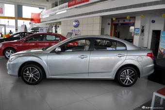 2013款奔腾B50 1.6L手动舒适型