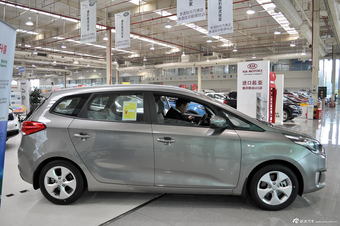 2013款佳乐2.0L自动标准版7座