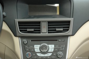 东南2013款V5菱致1.5L手动标准型CNG