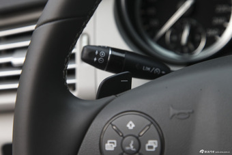 2014款 奔驰R400 3.0T自动4MATIC豪华型