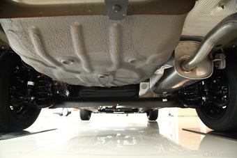 2013款嘉年华三厢1.5L手动风尚型