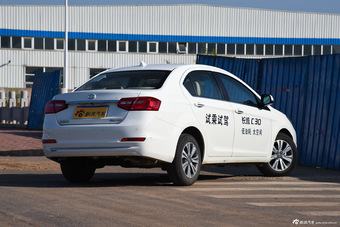 2015款长城C30 1.5L自动舒适型