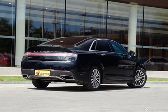2017款林肯MKZ 2.0T自动尊雅版