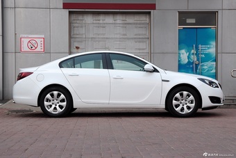 2015款君威2.0L自动领先时尚型