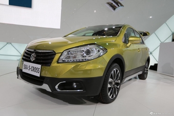 铃木SX4 S-CROSS