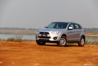 2013款广汽三菱劲炫