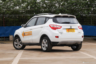 2016款CS35 1.6L手动尊贵型国IV