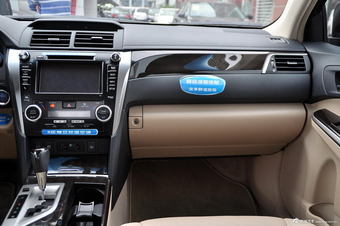 2012款凯美瑞尊瑞混动2.5HQ旗舰版
