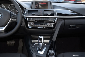 2016款宝马3系 1.6T自动316Li时尚型