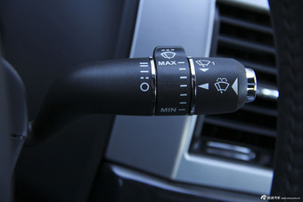 2015款捷豹XF3.0自动SC R-Sport豪华版