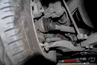 2016款雷凌1.6L自动领先版